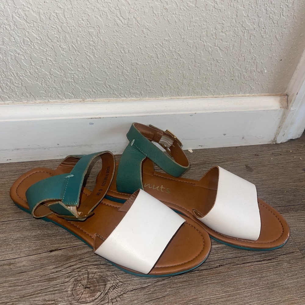 COCONUTS Matisse Casual Sandal Open Toe Soft Comfort Leather Instep - Picture 2 of 7